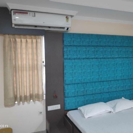 Saraswati Retreat Hotel Bhubaneswar Buitenkant foto